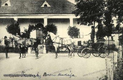 Villa padronale in vendita Trnavský kraj, okres Hlohovec, Koplotovce, Frídeský kaštieľ, Regione di Trnava, Historický pohľad - hlavná kúria