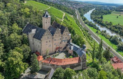 Immobili di carattere, Castello in Baviera con vista sul Meno