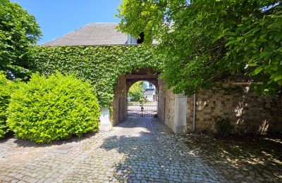 Tra sartoria d’eccellenza e fascino del castello, Foto 2