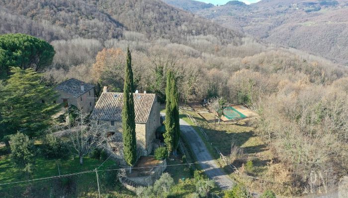 Casa di campagna in vendita Cortona, Toscana,  Italia