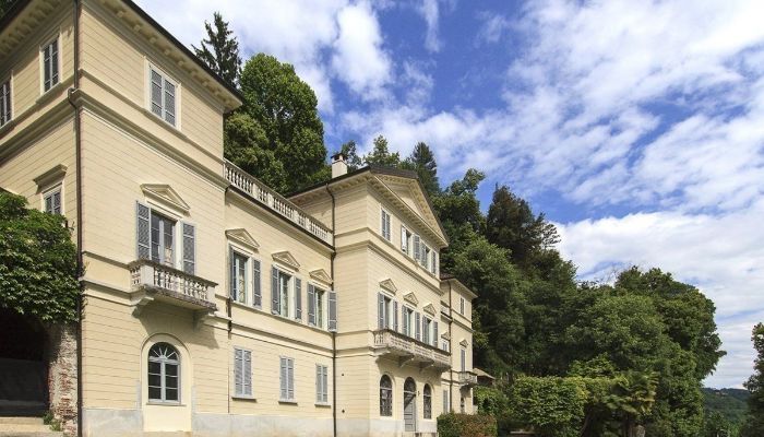 Appartamento in edificio storico in vendita Orta San Giulio, Piemonte,  Italia