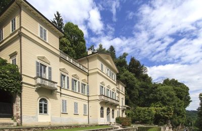 Immobili storici, Appartamento con vista sul Lago d’Orta in villa storica a Orta San Giulio