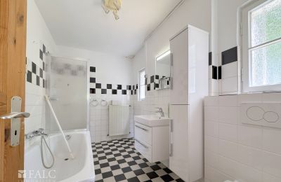 Villa storica in vendita Bonn, Renania Settentrionale-Vestfalia, Badezimmer 