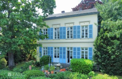 Immobili storici, Klassizistische Villa am Bonner Rheinufer