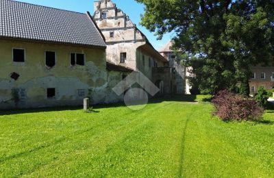Immobili storici, Casa padronale del XVII secolo con parco e dependance