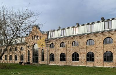 Villa padronale in vendita Ojrzanów, Pałac w Ojrzanowie, Masovia, Dependance