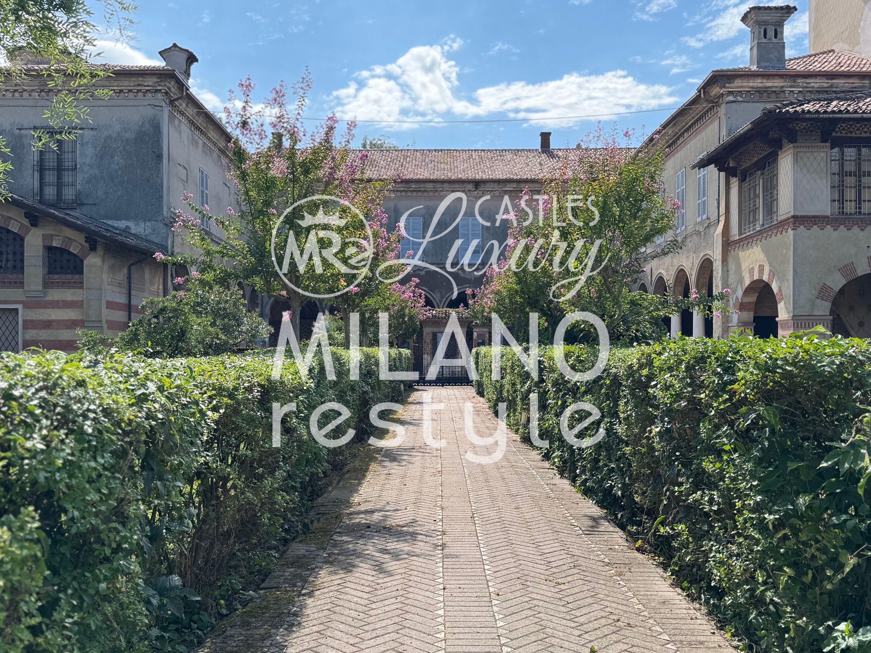 Immagini AFFARE, CASTELLO IN FRANCIACORTA, ITALY