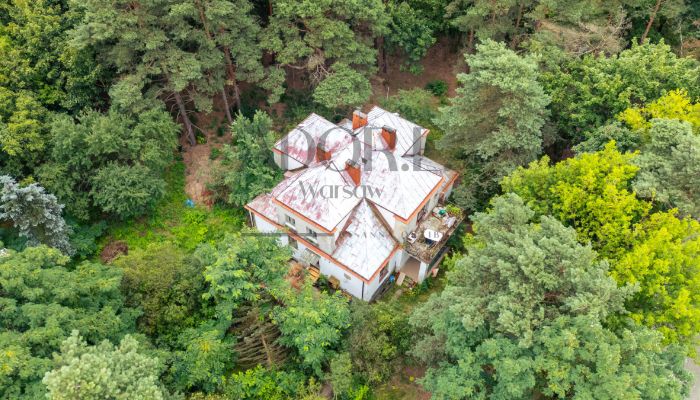 Villa storica in vendita Chylice, Masovia,  Polonia
