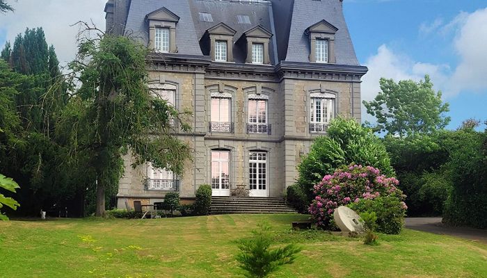 Castello in vendita Flers, Normandia,  Francia