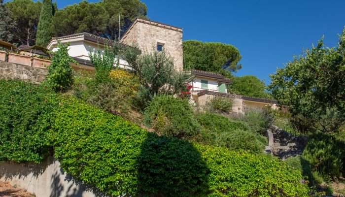 Villa padronale in vendita Perugia, Umbria,  Italia