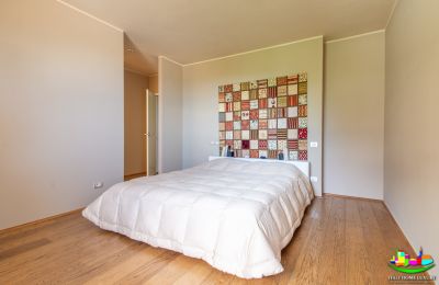 Casale in vendita Perugia, Umbria, Foto 36/51