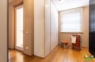 Casale in vendita Perugia, Umbria, Foto 37/51