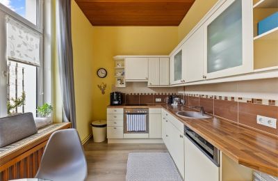 Villa storica in vendita Währing, Vienna, Die Küche im Obergeschoss