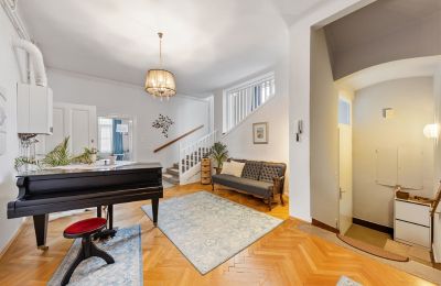 Villa storica in vendita Währing, Vienna, Das helle Entrée in der Bel Étage