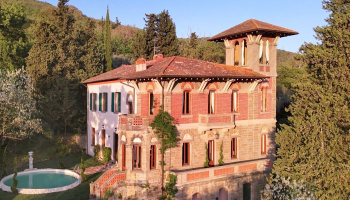 Villa storica in vendita Loro Ciuffenna, Toscana,  Italia