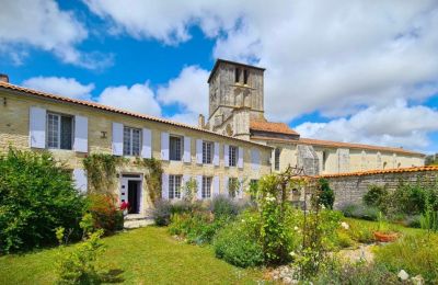 Villa storica Beauvais-sur-Matha, Nuova Aquitania