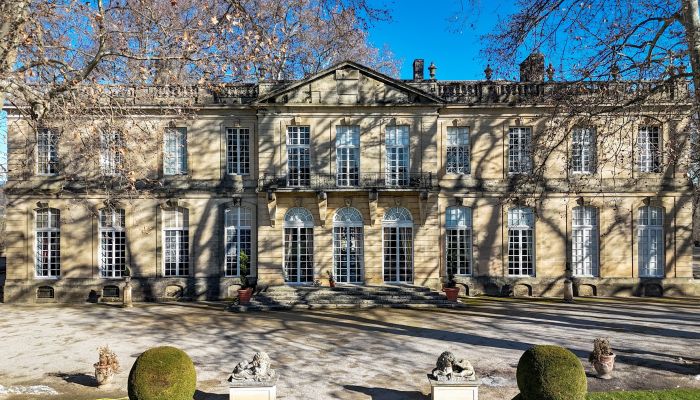 Villa Padronale in Provenza – Capolavoro neoclassico del XVIII secolo