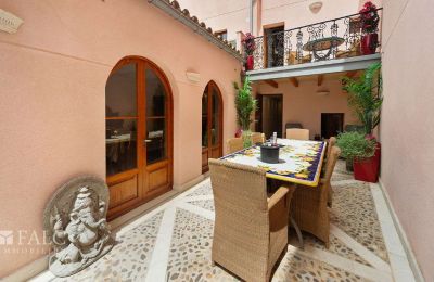 Palazzetto in vendita Calvià, Isole Baleari, Cortile