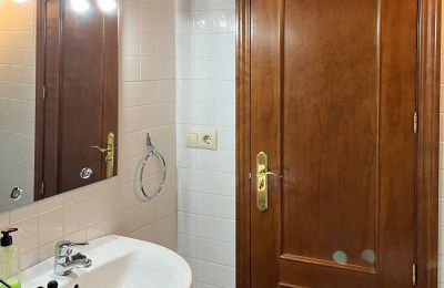 Appartamento in edificio storico in vendita Toledo, Amador de los Ríos 2, Castilla-La Mancha, Bagno