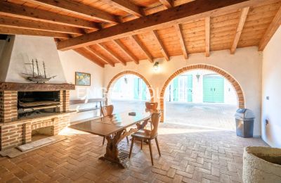 Villa padronale in vendita Luzzara, Emilia-Romagna, Cortile