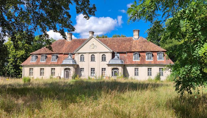 Tenuta storica sul lago tra Berlino e Poznan