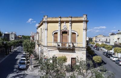 Appartamento in edificio storico in vendita Oria, Via Latiano 74, Puglia, Foto 2/30