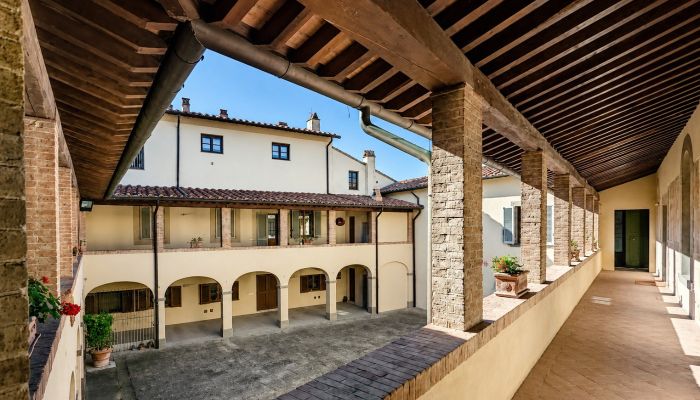 Appartamento in edificio storico in vendita Pisa, Toscana
