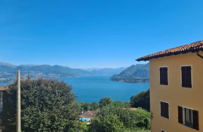 Casale in vendita Magognino, Piemonte:  Vista