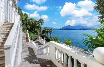 Immobili di carattere, Villa/hotel di rappresentanza sulle sponde piemontesi del Lago Maggiore