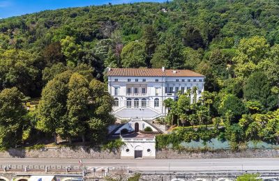 Villa storica in vendita Belgirate, Piemonte:  