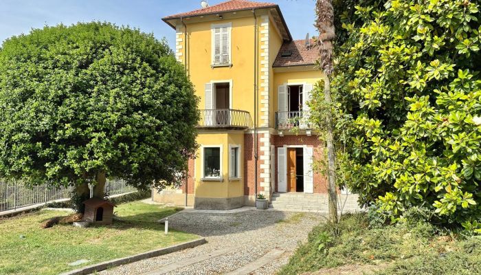 Villa storica in vendita Mergozzo, Piemonte