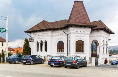 Palazzo in vendita Campulung, Negru Voda 56, Arges, Foto 1/15