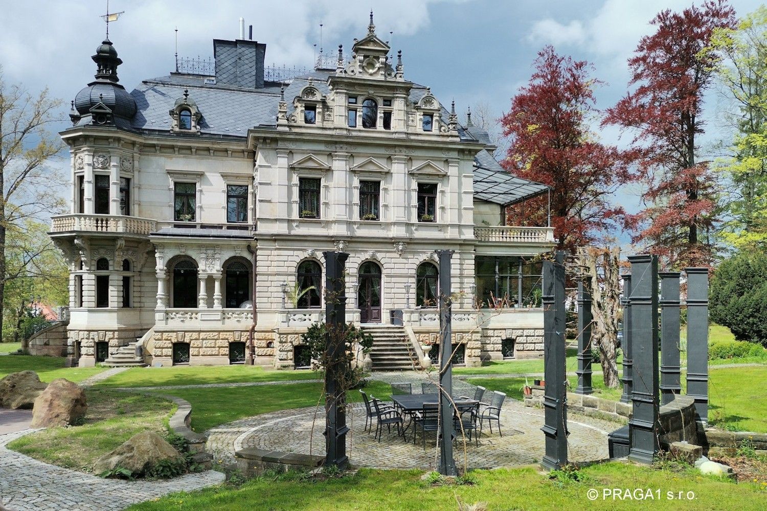 Immagini Magnifica villa neorinascimentale vicino al confine con la Germania