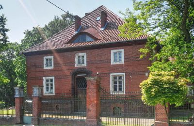 Villa storica in vendita Kętrzyn, Varmia-Masuria, Ingresso
