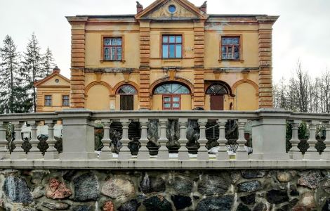 /pp/arr/thumb-latvia-manors-realportico.jpg