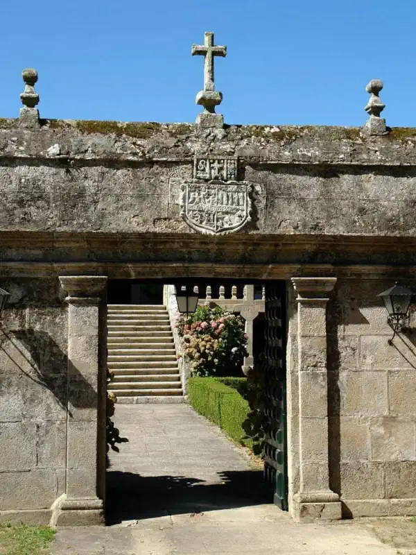 Portale principale verso il cortile centrale del Pazo de Ferreiroá.