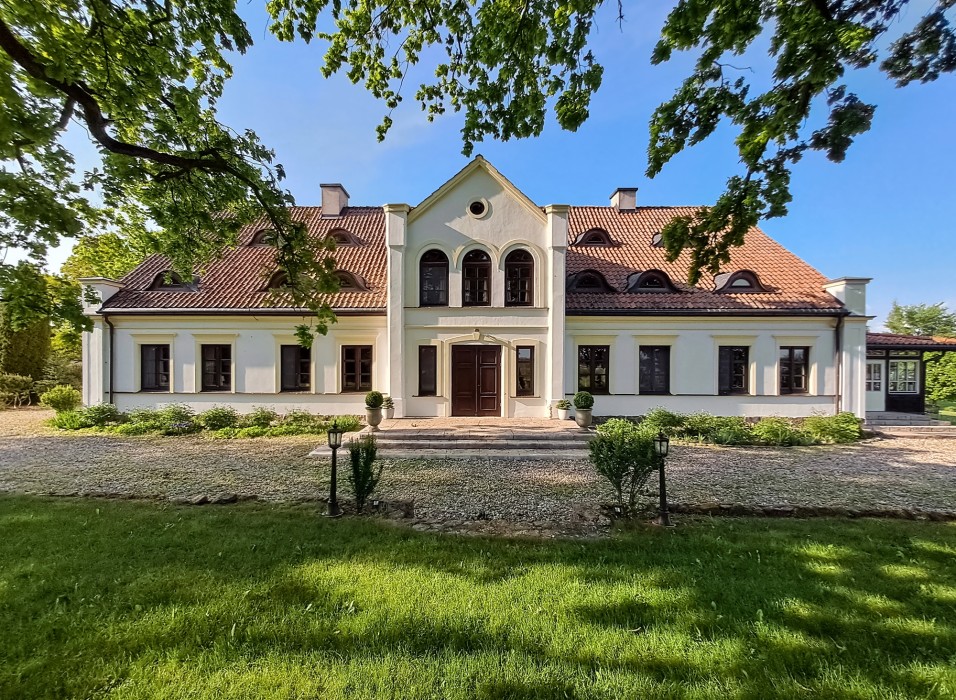 Casa padronale di Mioduńskie vicino a Giżycko, Mioduńskie