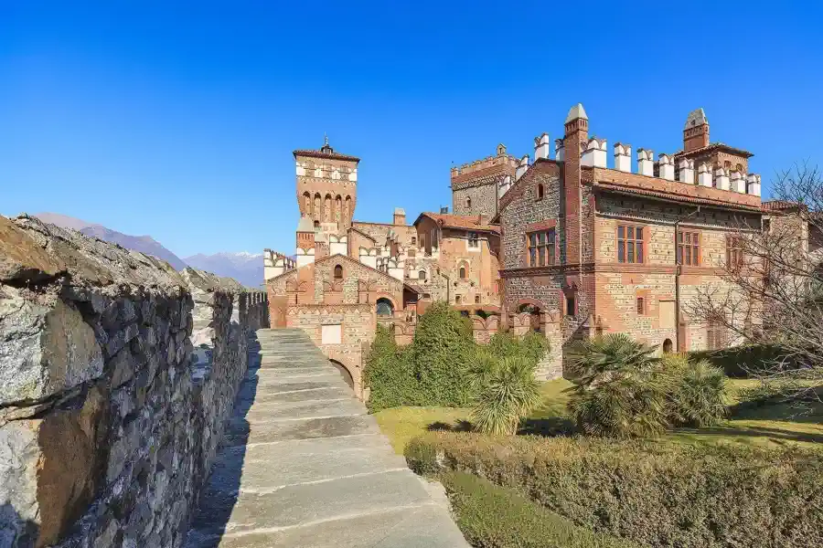Piemonte, Castello in vendita giugno 2025