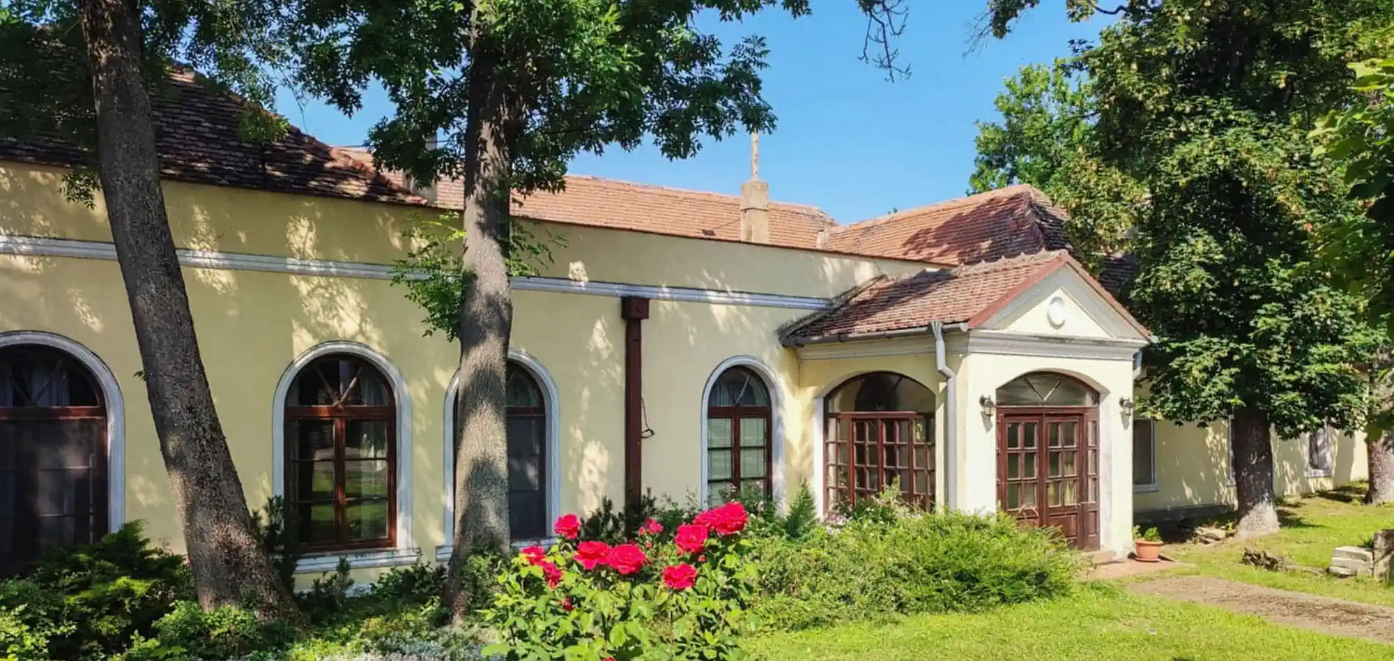 Villa padronale con bastione e parco vicino a Piešťany, nella Slovacchia occidentale, Slovacchia