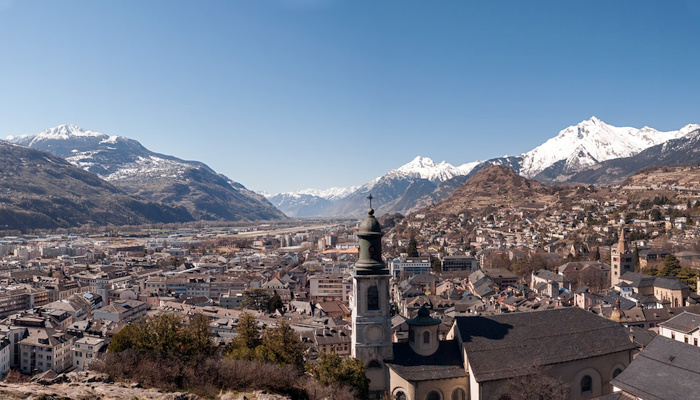 Foto /pp/medium-ch-vallais-wallis-sion.jpg