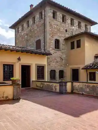 Castello Belletti: Residenza storica con parco e piscina nel cuore del Mugello, Vicchio, Toscana
